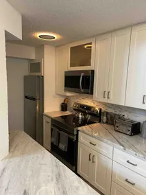 Business/Family Vacations Apartment - Image 4