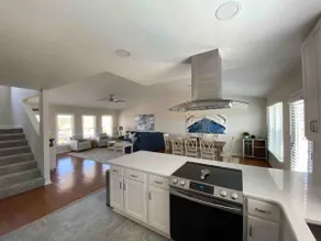 FULLY RENOVATED: pool, walk to beach, water views! - Image 4