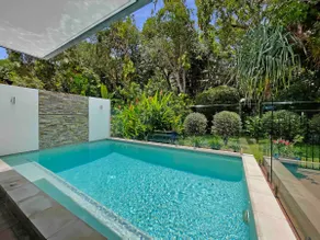 Absolute Beach Front Home -Dogs, Surf, Relax, Bush - Image 2