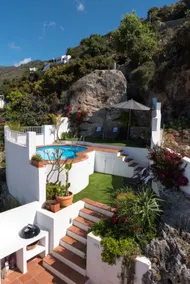 Townhouse Frigiliana with private pool and seaview - Image 3