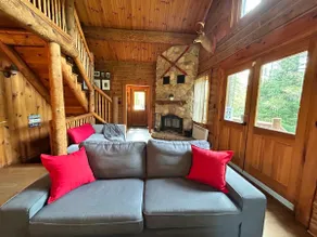 The Caribou du lac - Secluded Lakefront Cottage - Image 4