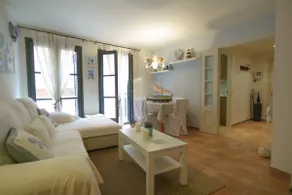 Near the beach summer apartment with terrace - Image 3