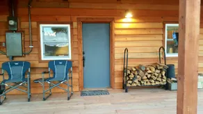 Aunties Place Luna Cozy Cabin - Image 3