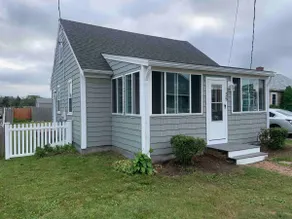 Ocean Bluff-Brant Rock Beach Cottage - Image 2