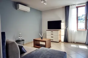 SEA VIEW-FIRST ROW APARTMENTS VILA PIRANESI - Image 2