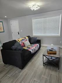 House close to Sponge dock and Anclote beach. - Image 3