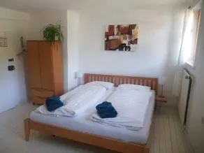 Oldest house in Quentel - Apartment 1 with small garden - Image 4