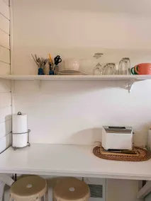 Little Surf Shack: Private 1 bedroom suite + sauna - Image 5