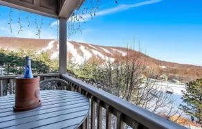 Fabulous Mountain-view Condo Hike & Destress - Image 2