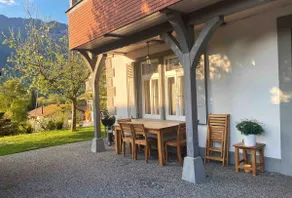 Peaceful Lakeside Chalet with Garden and Parking - Chalet Mignon - Image 5