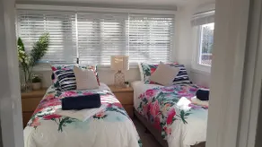 Victorian beachfront apartment with ocean views; 6 - Image 5
