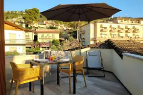 THE TERRACE WITH A VIEW - Image 4