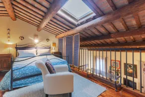 GuestHost - Ariostea University Duplex Apartment - Image 5