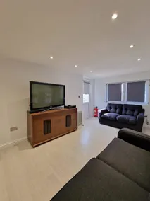 Great place to chill - Image 3