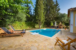 Private Pool ”Old Well Villa” at 450 m from Sea - Image 2