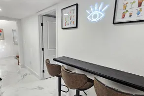 Funky Remodeled Otown Bungalow Sleeps 8 - Image 5