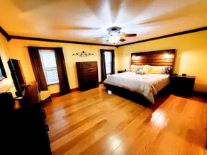Large Home-3 minutes to Fairfield Bay Marina - Image 3