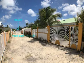 MYRIEL — Perfect Location/Nightlife/Beach - Image 5