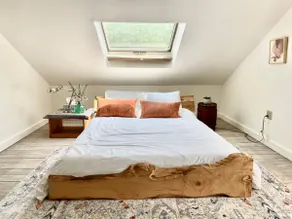 Modern Barn on 12 acres w Sauna, FirePit+swimming - Image 3