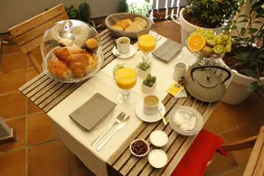 (cited 1 MB) luxury apartment, jacuzzi, city view - Image 4