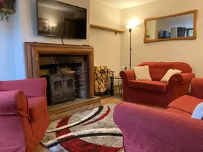 Cosy Pieman’s Cottage, Pulborough – South Downs Escape - Image 5