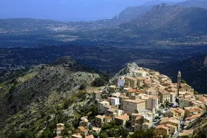 CORSE HOUSE EXCEPTIONAL SEA VIEW IN A VILLAGE BETWEEN SEA & MOUNTAINS - Image 3