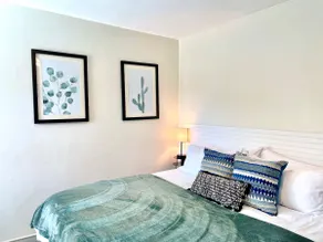 Quiet Gem w/city access 2BR 1BA - Image 4