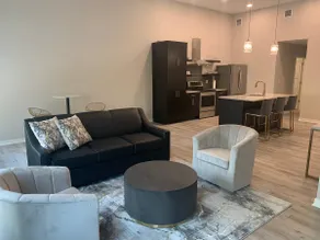 THE 508 LOFT: Modern Space Downtown - Image 3