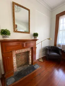 1870s Home - Short walk to FQ ferry! - Image 4
