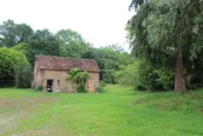 Maison Forestière in Sillé-Le-Guillaume Forest - Image 3