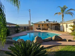 2 BR Pool Paradise - Image 2