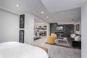 The WhiteHouse Entertain Suite! Carmel, WestClay - Image 3