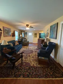 Unique and Cozy Getaway: Explore the Adirondacks! - Image 2