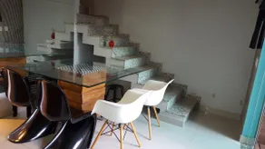 3-bedroom townhouse (1 en-suite), 2 bathrooms, barbecue area - Image 2