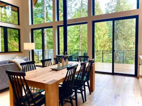 Stunning Forest View Chalet, 3 KING Beds, 3 Baths - Image 4