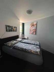 De Ruiter lejlighed med overdækket privat parkering - Image 3