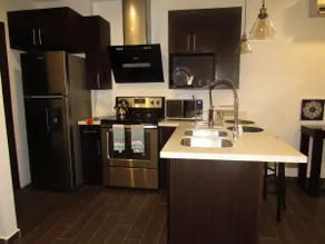 137-Apartment located in the best area - Image 5