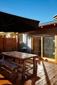 MounTin Hut - Central Bright - Image 4
