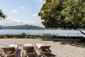 Villa Giuditta Pasta Lakefront Home - Image 4