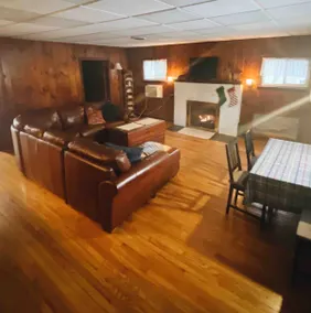 Curry Run Cabin - Image 5