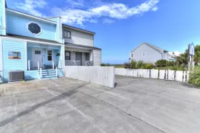 Sea La Vie Townhouse on the Beach - Image 2