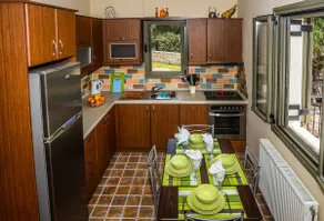 Cozy 2 bedroom apartment for up to 4 people - Image 3