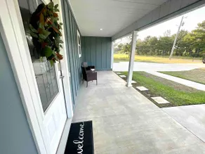 Point A Lake Retreat - Image 5