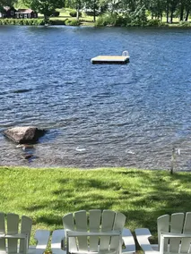 Lake-Side Vacation Cottage on Highland Lake - Image 4