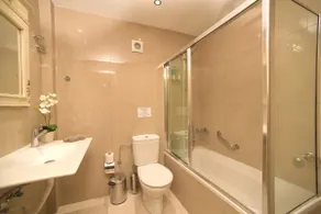 Isabella Country House Apartment - Image 3