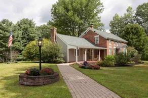 Historic 3 bedroom Farmhouse on 5 private acres. - Image 2