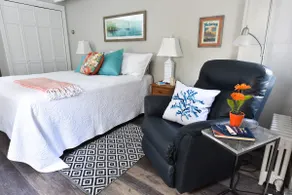 Armchair Sailor Private Suite, near harbor & town - Image 3