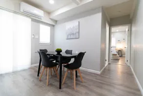 Beautiful and Spacious Seaside Home - Image 3