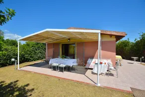 IzzHome Nora Beach - Image 4