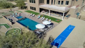 Magnifico palazzo con 10 camere da letto in Desert Paradise - Image 5
